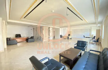 Office Space - Studio - 2 Bathrooms for rent in Building 12 - Abu Umama Street - Al Muntazah - Doha