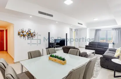 Apartment - 2 Bedrooms - 3 Bathrooms for rent in West Porto Drive - Porto Arabia - The Pearl Island - Doha