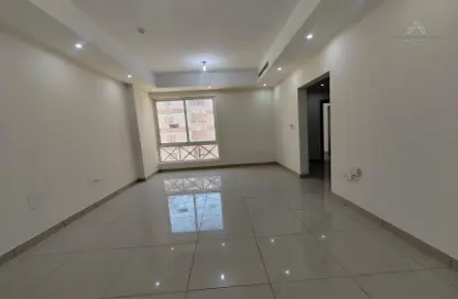 Apartment - 2 Bedrooms - 2 Bathrooms for rent in Al Mansoura - Al Mansoura - Doha