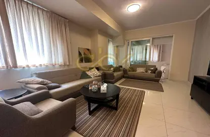 Apartment - 2 Bedrooms - 3 Bathrooms for sale in Viva West - Viva Bahriyah - The Pearl Island - Doha