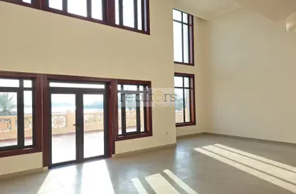 Townhouse - 4 Bedrooms - 5 Bathrooms for rent in Porto Arabia Townhouses - Porto Arabia - The Pearl Island - Doha