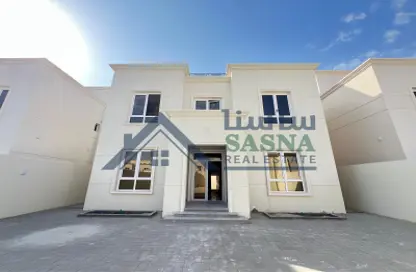 Villa - 6 Bedrooms - 7 Bathrooms for sale in Al Sakhama - Doha