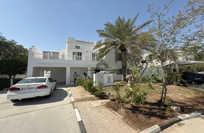 Compound - 4 Bedrooms - 5 Bathrooms for rent in Al Sadd Road - Al Sadd - Doha