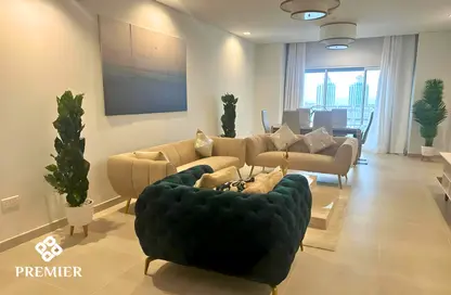 Apartment - 1 Bedroom - 2 Bathrooms for sale in Al Mutahidah Tower - Viva Bahriyah - The Pearl Island - Doha