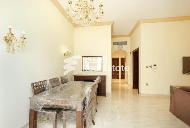 Apartment - 3 Bedrooms - 3 Bathrooms for rent in Anas Street - Fereej Bin Mahmoud North - Fereej Bin Mahmoud - Doha