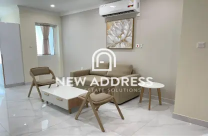 Apartment - 1 Bathroom for rent in Mesaimeer - Doha