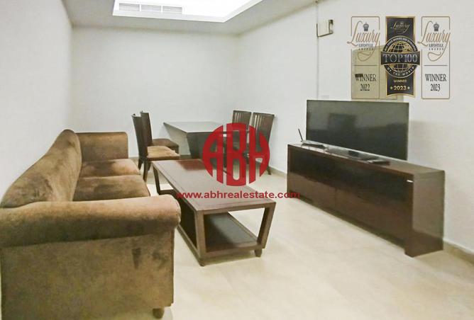 Apartment - 2 Bedrooms - 2 Bathrooms for rent in Jaidah Square - Umm Ghuwalina - Umm Ghuwailina - Doha