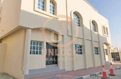 Villa - 5 Bedrooms - 4 Bathrooms for rent in Umm Salal Ali - Umm Salal Ali - Doha