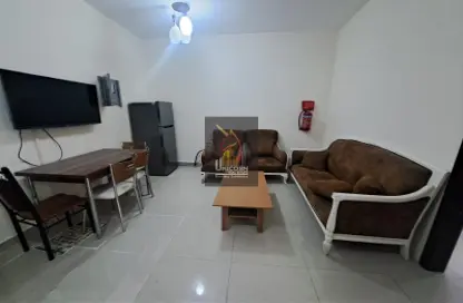 Apartment - 2 Bedrooms - 1 Bathroom for rent in Al Muntazah Street - Al Muntazah - Doha