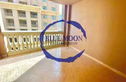 Apartment - 1 Bedroom - 2 Bathrooms for rent in Tower 8 - Porto Arabia - The Pearl Island - Doha