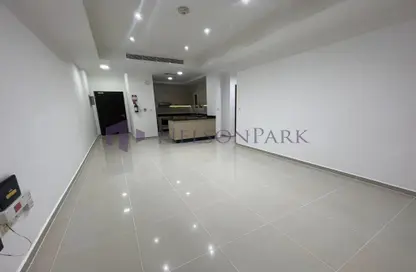 Apartment - 2 Bedrooms - 2 Bathrooms for rent in Al Mirqab Al Jadeed - Doha