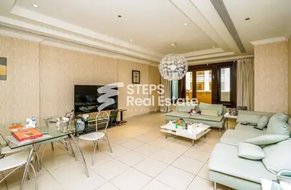 Apartment - 1 Bedroom - 2 Bathrooms for sale in West Porto Drive - Porto Arabia - The Pearl Island - Doha