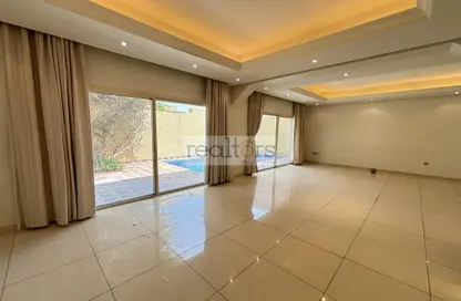 Compound - 5 Bedrooms - 5 Bathrooms for rent in Ahmed Bin Majid Street - Al Messila - Doha