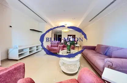 Apartment - 2 Bedrooms - 3 Bathrooms for rent in West Porto Drive - Porto Arabia - The Pearl Island - Doha