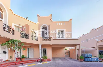 Compound - 2 Bedrooms - 2 Bathrooms for rent in Bu Hamour Street - Abu Hamour - Doha