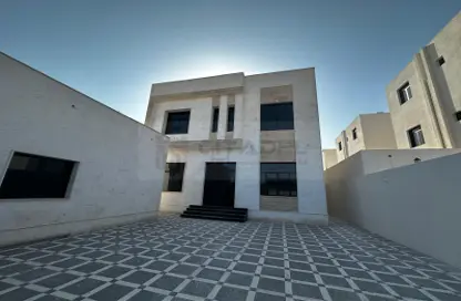 Villa - 7 Bedrooms - 7 Bathrooms for sale in Umm Qarn - Al Daayen