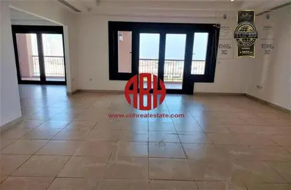 Apartment - 2 Bedrooms - 3 Bathrooms for sale in West Porto Drive - Porto Arabia - The Pearl Island - Doha