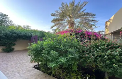 Villa - 4 Bedrooms - 5 Bathrooms for rent in Al Duhail - Al Duhail - Doha