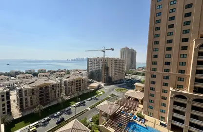 Apartment - 1 Bedroom - 2 Bathrooms for rent in Tower 28 - Porto Arabia - The Pearl Island - Doha