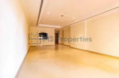 Apartment - 1 Bedroom - 2 Bathrooms for rent in West Porto Drive - Porto Arabia - The Pearl Island - Doha