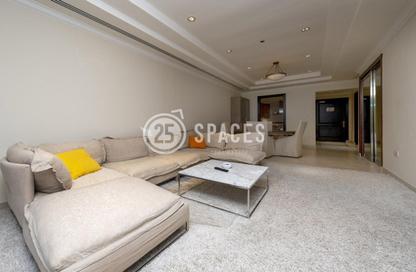 Apartment - 2 Bedrooms - 3 Bathrooms for rent in West Porto Drive - Porto Arabia - The Pearl Island - Doha