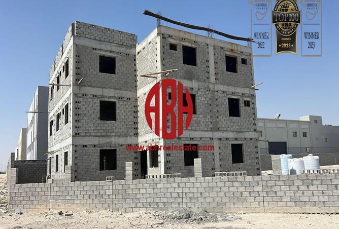 Warehouse - Studio - 7+ Bathrooms for sale in Jerry Al Samur - Birkat Al Awamer - Al Wakra