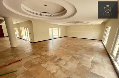 Compound - 5 Bedrooms - 5 Bathrooms for rent in West Gate - West Bay Lagoon - Doha