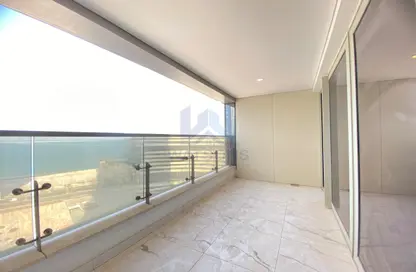 Apartment - 1 Bedroom - 2 Bathrooms for rent in City Center Towers - West Bay - Doha