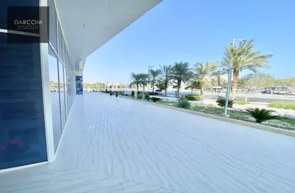 Shop - Studio - 2 Bathrooms for rent in Marina 9 Residences - Marina District - Lusail