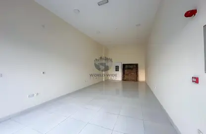 Shop - Studio for rent in Al Aziziyah - Al Aziziyah - Doha