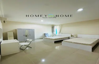 Apartment - 3 Bedrooms - 3 Bathrooms for rent in Old Al Ghanim - Al Ghanim - Doha