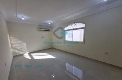 Compound - 3 Bedrooms - 3 Bathrooms for rent in Old Al Rayyan - Al Rayyan - Doha