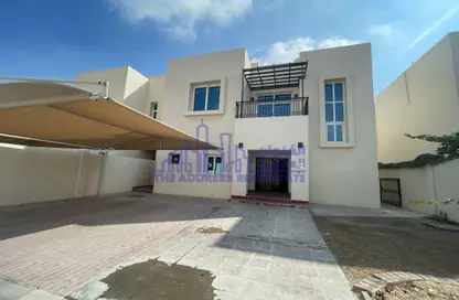 Villa - 4 Bedrooms - 5 Bathrooms for rent in Ain Khaled - Ain Khaled - Doha