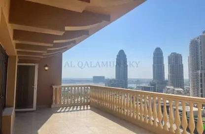 Apartment - 3 Bedrooms - 4 Bathrooms for rent in Porto Arabia - The Pearl Island - Doha