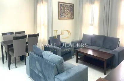 Apartment - 2 Bedrooms - 2 Bathrooms for rent in Al Muntazah Street - Al Muntazah - Doha