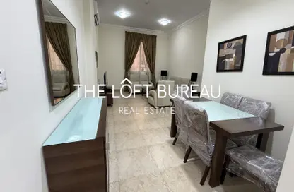 Apartment - 2 Bedrooms - 3 Bathrooms for rent in Al Nasr Street - Al Nasr - Doha