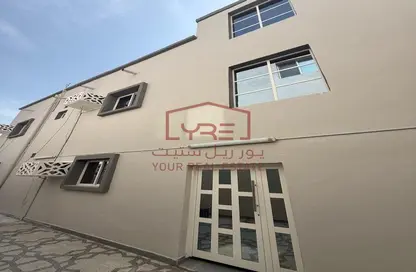 Whole Building - Studio - 7+ Bathrooms for sale in Al Aziziyah - Al Aziziyah - Doha