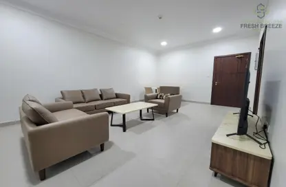 Apartment - 2 Bedrooms - 2 Bathrooms for rent in Al Muntazah Street - Al Muntazah - Doha