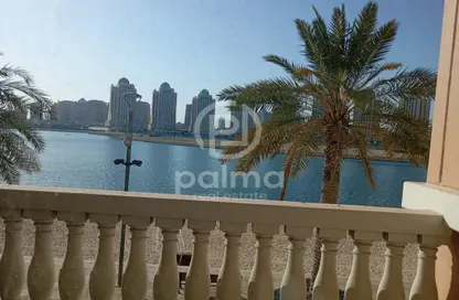 Townhouse - 1 Bedroom - 2 Bathrooms for rent in Viva West - Viva Bahriyah - The Pearl Island - Doha