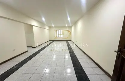 Apartment - 2 Bedrooms - 2 Bathrooms for rent in Al Mansoura - Al Mansoura - Doha