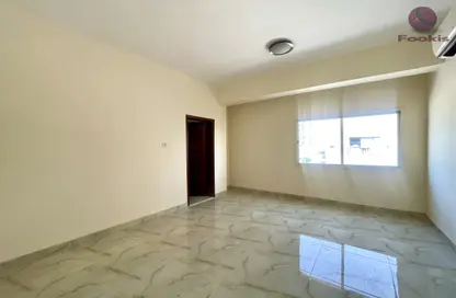 Apartment - 1 Bathroom for rent in Al Ain Center - Salwa Road - Doha