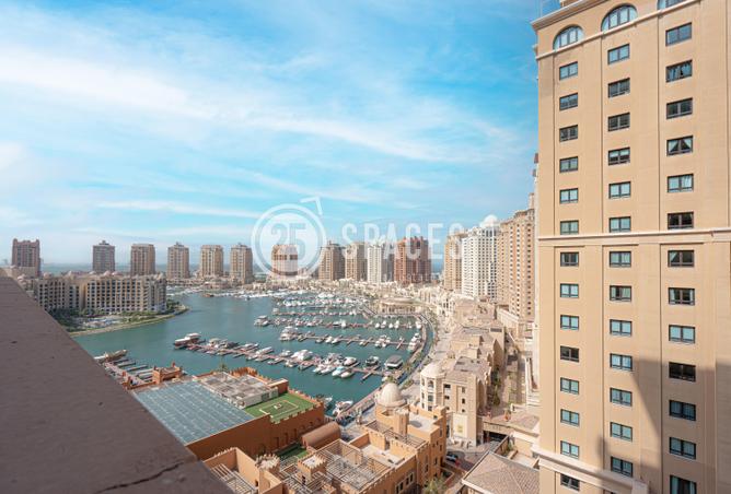 Apartment - 1 Bedroom - 2 Bathrooms for rent in East Porto Drive - Porto Arabia - The Pearl Island - Doha