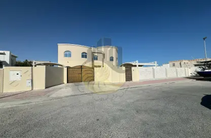 Villa for rent in Legtaifiya Lagoon - West Bay - Doha