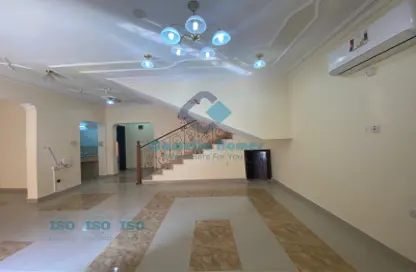 Villa - 4 Bedrooms - 4 Bathrooms for rent in Izghawa - Izghawa - Doha