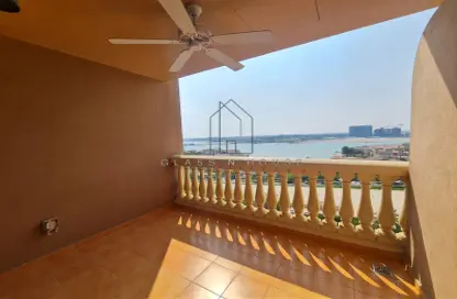 Apartment - 2 Bedrooms - 2 Bathrooms for sale in West Porto Drive - Porto Arabia - The Pearl Island - Doha