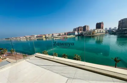 Apartment - 1 Bedroom - 2 Bathrooms for rent in East Porto Drive - Porto Arabia - The Pearl Island - Doha