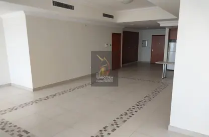 Apartment - 1 Bathroom for rent in West Porto Drive - Porto Arabia - The Pearl Island - Doha