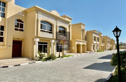 Compound - 4 Bedrooms - 3 Bathrooms for rent in Wadi Al Markh - Muraikh - AlMuraikh - Doha