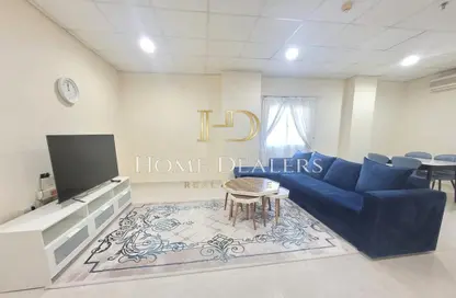 Apartment - 2 Bedrooms - 2 Bathrooms for rent in Al Sadd Road - Al Sadd - Doha