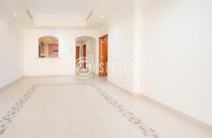 Apartment - 1 Bedroom - 2 Bathrooms for rent in East Porto Drive - Porto Arabia - The Pearl Island - Doha